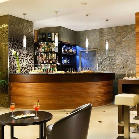 Hotel La Favorita マントヴァ エクステリア 写真