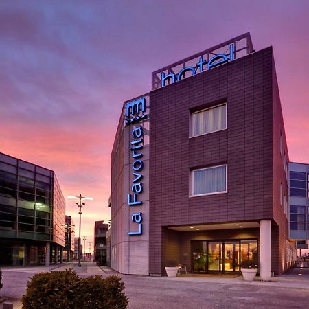 Hotel La Favorita マントヴァ エクステリア 写真
