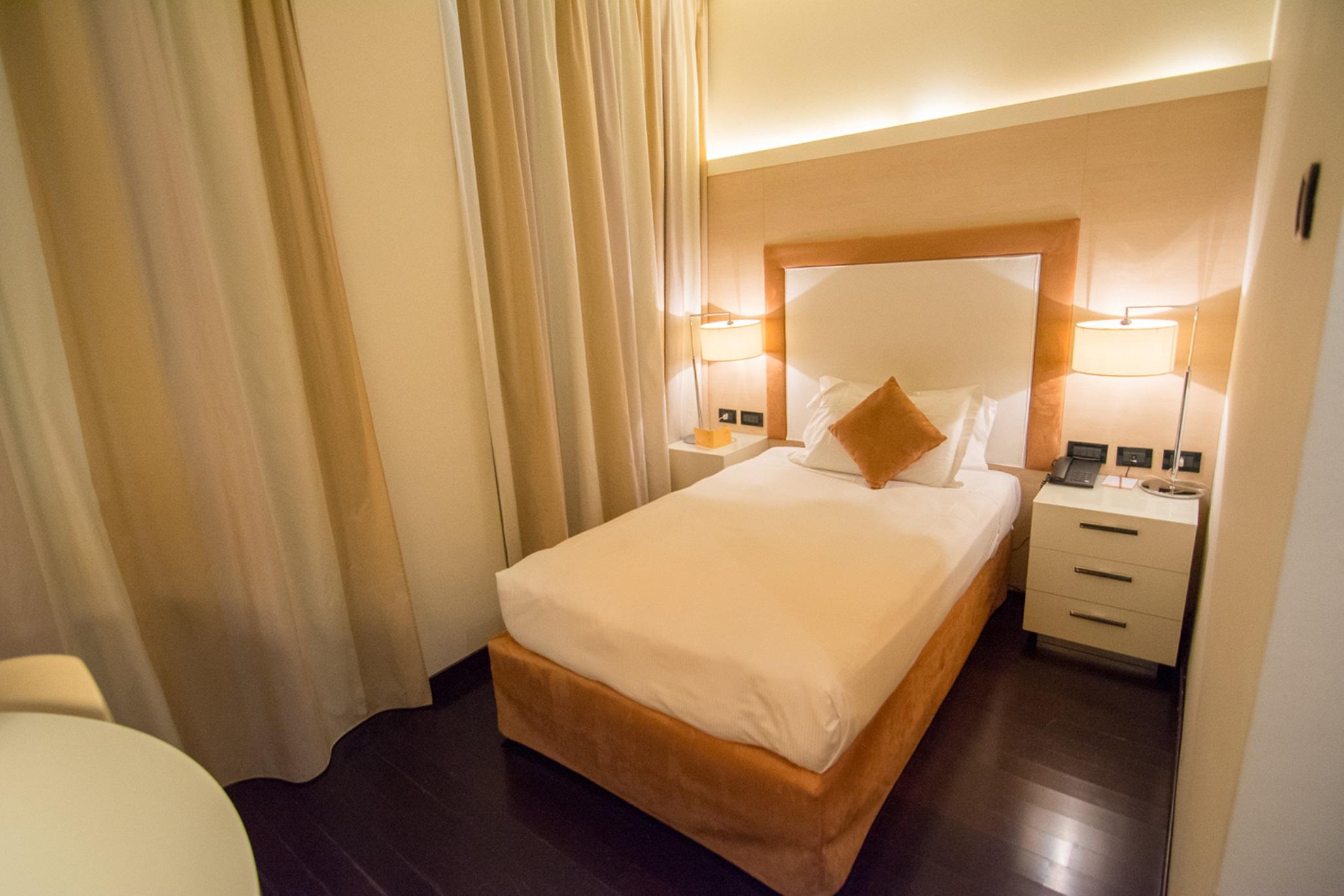 Hotel La Favorita マントヴァ エクステリア 写真