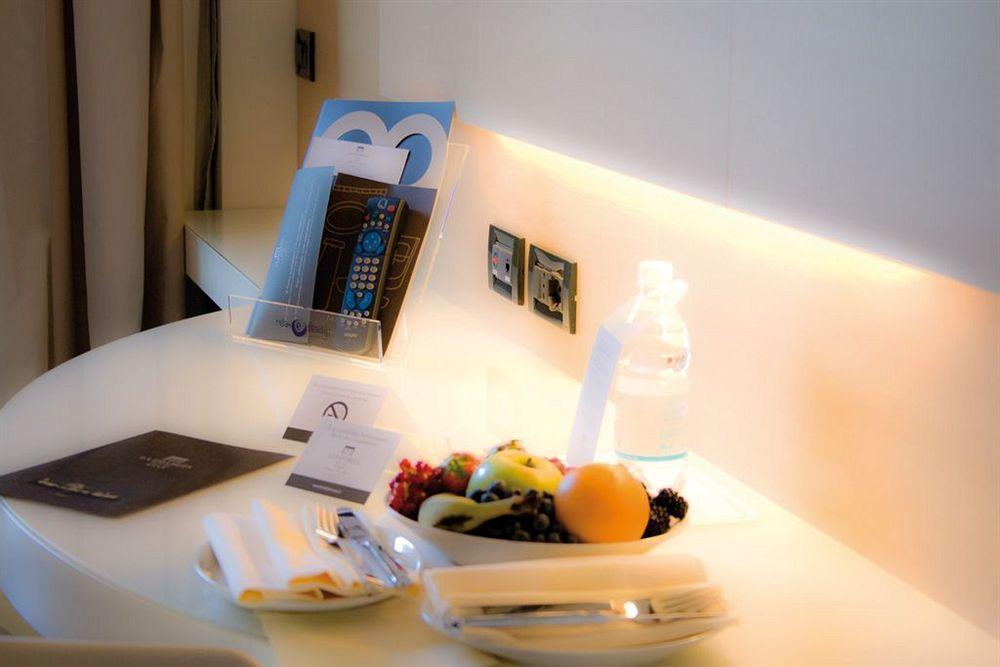 Hotel La Favorita マントヴァ エクステリア 写真